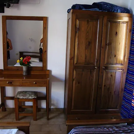 Effi Apartment *