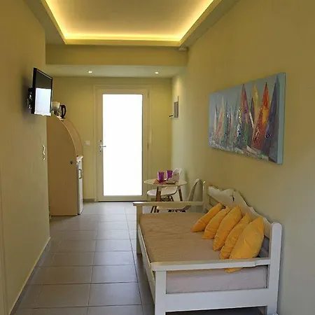 Effi Apartment *